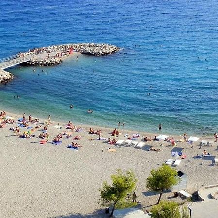 Near Beach Apartment Reno With Private Parking Split Bagian luar foto