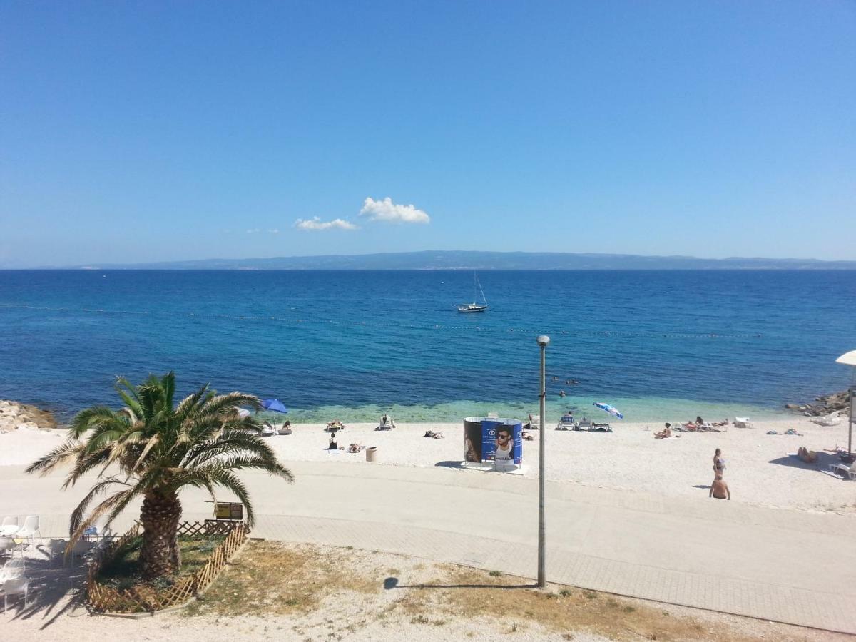 Near Beach Apartment Reno With Private Parking Split Bagian luar foto